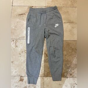 Nike Heather Gray Athletic Pants